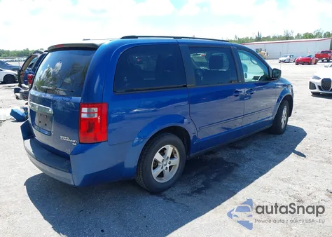 2010 Dodge Grand Caravan Hero z USA, uszkodzony, nr VIN 2D4RN3D1XAR419884